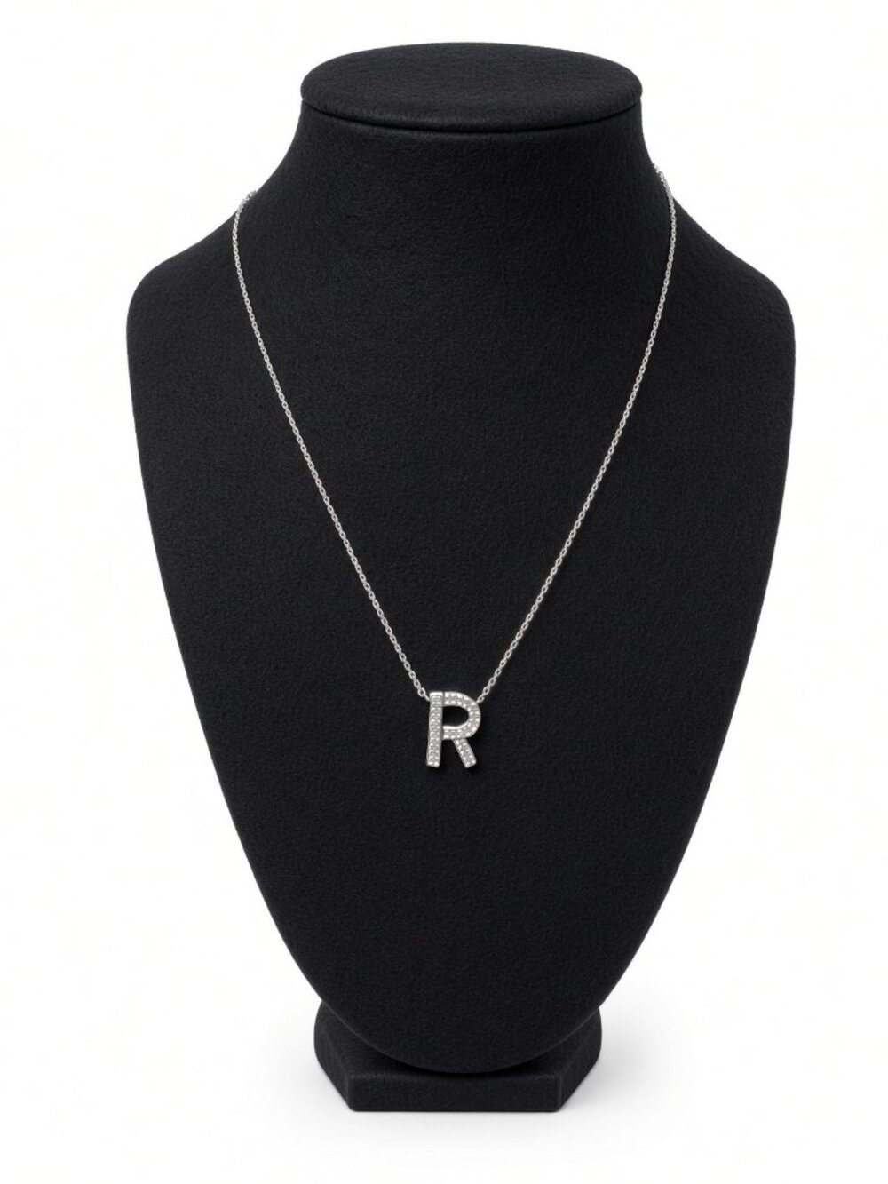 NWT Letter R Pendant Necklace in Silver